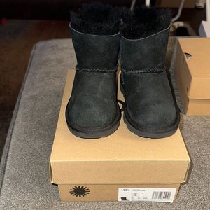 Toddler UGG Mini Bailey Bow II